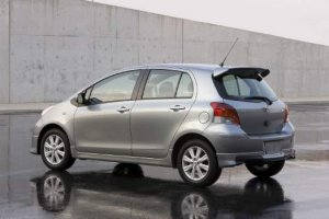 2008_09_03_09_Yaris_5Dr_Liftsport-prv.jpg