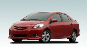 toyota_Yaris_08_01.jpg