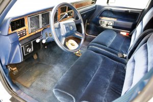 TownCar2.jpg
