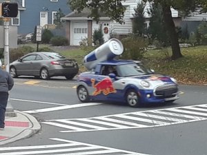redbullmini.jpg