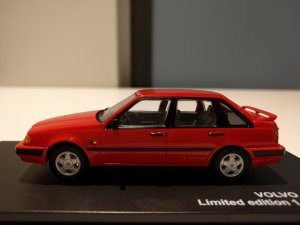 volvo_440.jpg