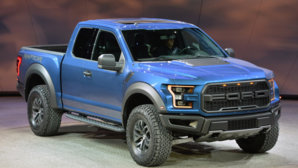 01-2017-ford-f150-raptor-detroit-1.jpg
