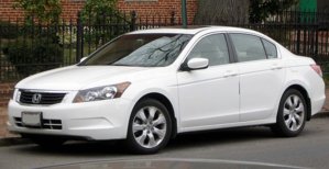 670px-2008-2010_honda_accord_-_03-11-2010.jpg