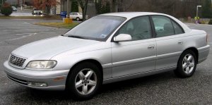 00-01_Cadillac_Catera.jpg