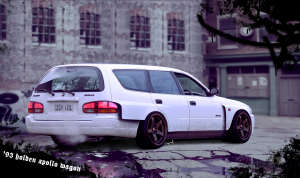 1993-1995_Holden_Apollo_JM_SLX_station_wagon_2010-07-19_04.png