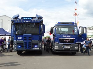 bundespolizei-huenfeld-mercedes-benz-actros-133095.jpg