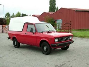 zastava-skala-pick-up-front-side-0-332887.jpg