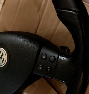 steeringwheel_.jpg