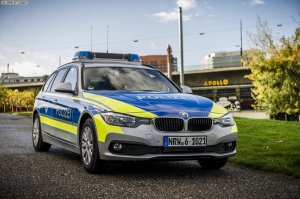 Polizei-BMW-3er-Touring-F31-LCI-NRW-03.jpg