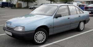 Opel_Omega_A_front_20090430.jpg