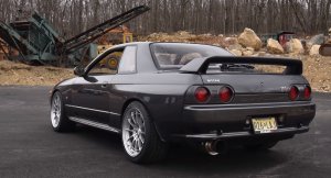 002a7fd8-nissan-skyline-gtr-r32.jpg