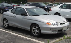 25875972nd_Hyundai_Tiburon.jpg