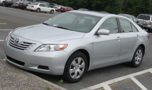 2007_Toyota_Camry-LE.jpg