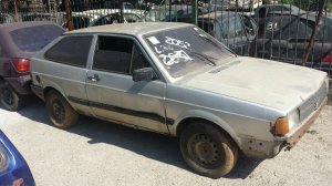 sucata-gol-quadrado-desmanche-motor-cambio-pecas-lataria-D_NQ_NP_850701-MLB20392832373_082015-F.jpg