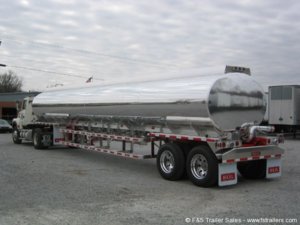 custom-tank-trailers.JPG