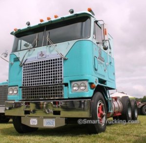 watermarked-1974-diamond-reo-blues1.jpg