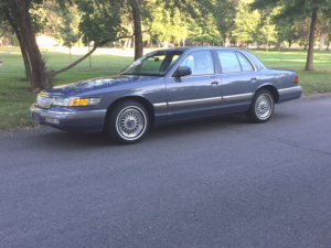 1992-mercury-grand-marquis-ls-crown-victoria-town-car-ltd-2.png