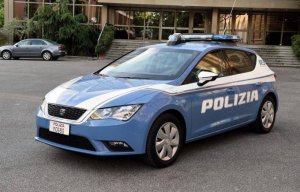 SEAT-Leon-della-Polizia-e1435934435446.jpg