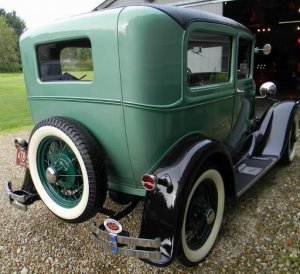 Ford_Model_A_rear.jpg