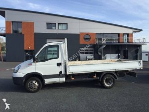 2299943-photo-vehicule_utilitaire.jpg