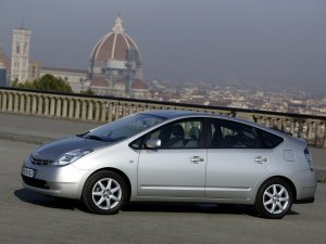 toyota-prius-2006-2009-5331sm.jpeg