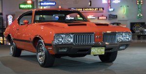 1970_Oldsmobile_Cutlass_442_1.jpg