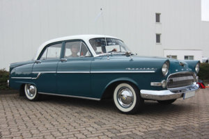 Opel-Kapitaen-1956-729x486-9ce32efdcc6dbc48.jpg