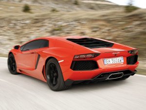 2011Aventador.jpg