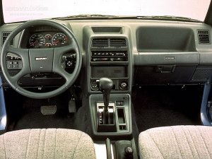 suzukivitarainterior.jpg