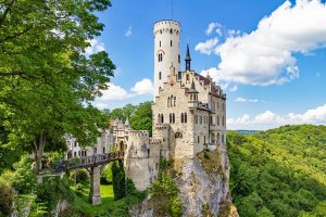 germany-best-castles-lichtenstein-castle.jpg