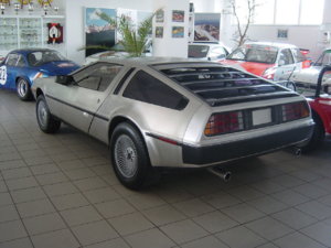 delorean.jpg