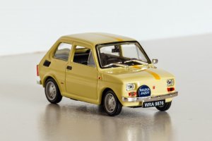 Fiat126pNaukaJazdyDeAgostini05.jpg