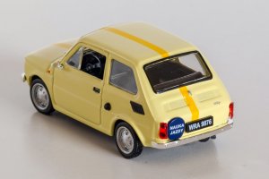 Fiat126pNaukaJazdyDeAgostini01.jpg