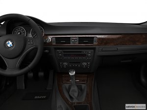 2008-BMW-3Series-center-console_5136_055_640x480.jpg