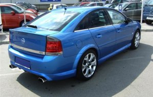 Opel_vectra_5T_opc.jpg