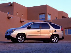 Pontiac-Aztek-2003-1024-01.jpg