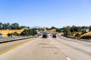 driving-freeway-east-san-francisco-bay-area-highway.jpg