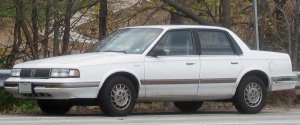 1200px-1996_Oldsmobile_Ciera.jpg