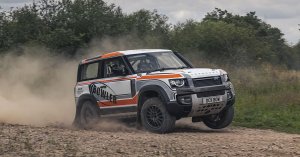 2022-bowler-motors-land-rover-defender-90-challenge-rally-car-ogi-1.jpg