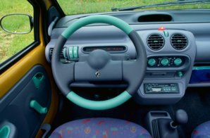 Twingo_-20-anos-_interior.jpg