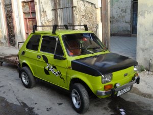 Cuba_Havana_FIAT_126p_Polski.jpg