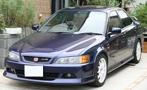 Honda_Accord-EuroR_cropped.jpg