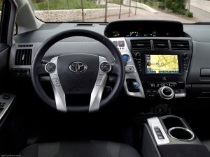 2013Prius2.jpg