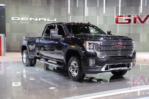 2021-GMC-Sierra-Denali-3500HD-Dually.jpg