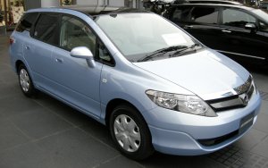 2007_Honda_Airwave_01.jpg