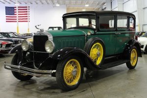 1930-studebaker-dictator.jpg