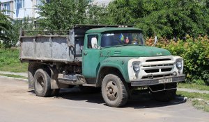 ZiL-130_truck_2013_G1.jpg