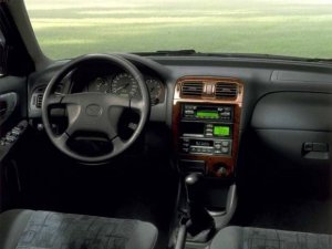z8162150QMazda-626--GF--1997-2002.jpg