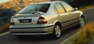 honda_civic_hatchback_5-drzwiowy_323_811_head.jpg