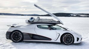 Top9-Accessoires-Supercars-01.jpg